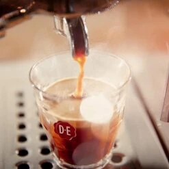 Douwe Egberts Espresso Koffiebonen - 4 X 1000 Gram - Extra Grote Verpakking 11 Douwe Egberts Espresso Koffiebonen - 4 X 1000 Gram - Extra Grote Verpakking -Koffie Korting Winkel 1200x1200 74