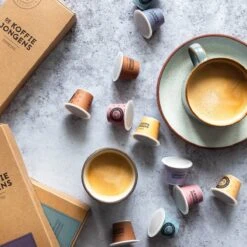De Koffiejongens - Proefpakket - Nespresso Cups - 100% Biologisch Afbreekbaar - 6x10 Cups - Nespresso Compatible -Koffie Korting Winkel 1200x1200 91